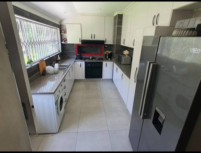 3 BEDROOM HOUSE FOR SALE IN WESTBROOK